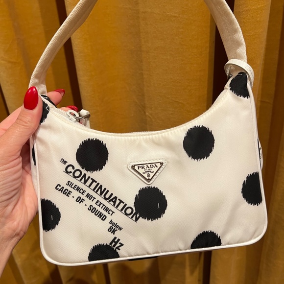 Prada Re-Edition 2000 bag - Picture 3 of 4